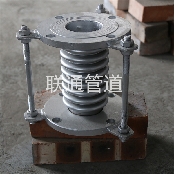 金属波纹补偿器