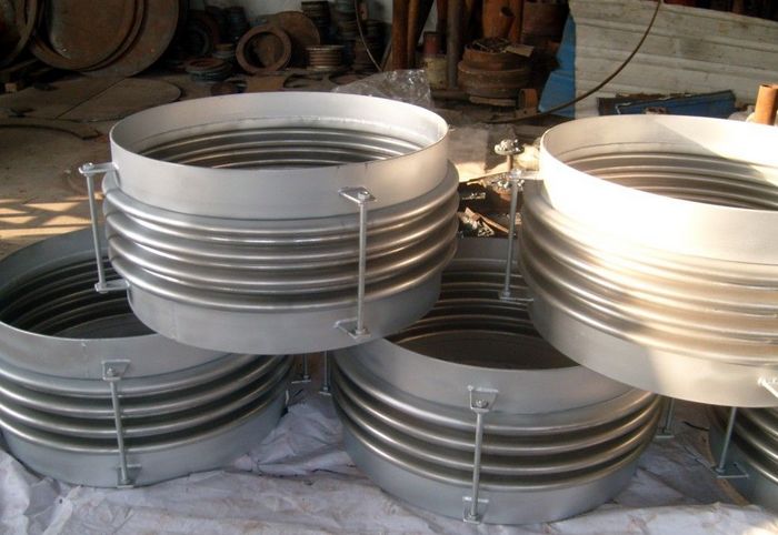 管道波纹补偿器安装